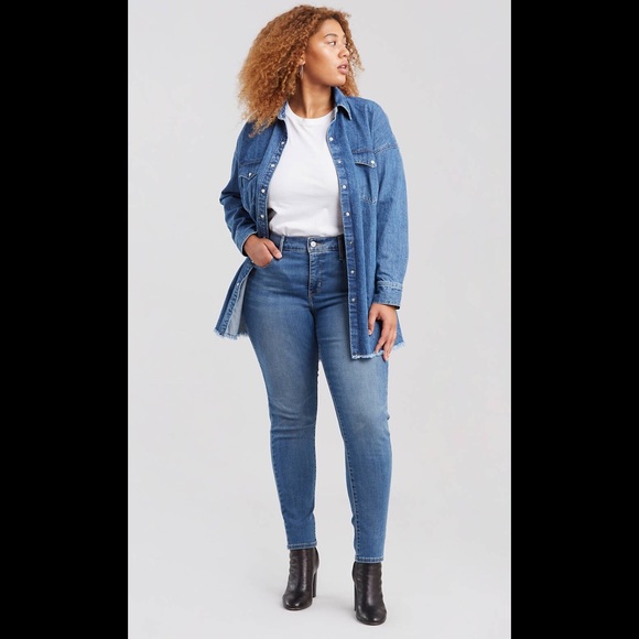 Levi's Denim - Levis 310 Shaping Super Skinny Light Wash Jeans Levi's Denim - Levis 310 Shaping Super Skinny Light Wash Jeans